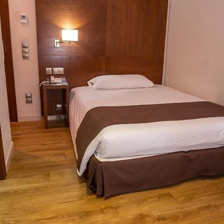 Ramon Berenguer IV Hotel Lleida Exterior photo